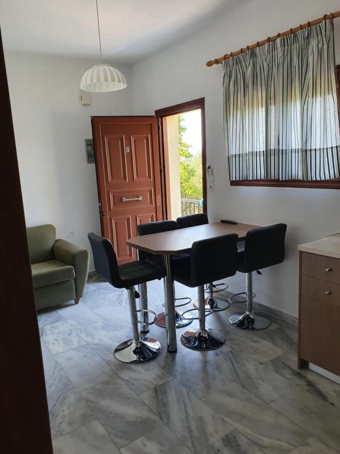 Kiki Studios Kalamákion Exteriör bild